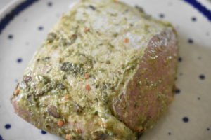 Kamsteg på grill - grillet marineret kamsteg