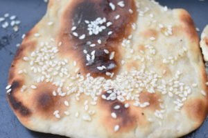 Pandebrød med hvidløg – naanbrød uden gær