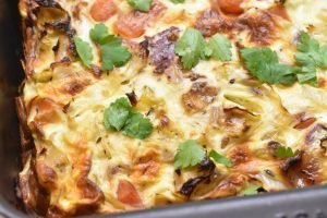 Æggekage med creme fraiche & spidskål - i ovn