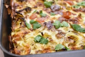 Æggekage med creme fraiche & spidskål - i ovn