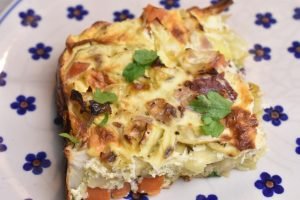 Æggekage med creme fraiche & spidskål - i ovn