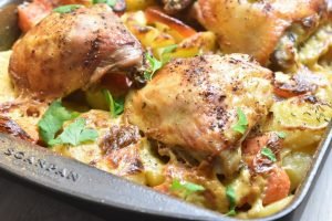 One Pot kylling med kartofler & fløde - opskrift