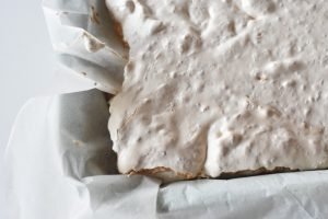 Herregårdskage - kage med marengs opskrift 