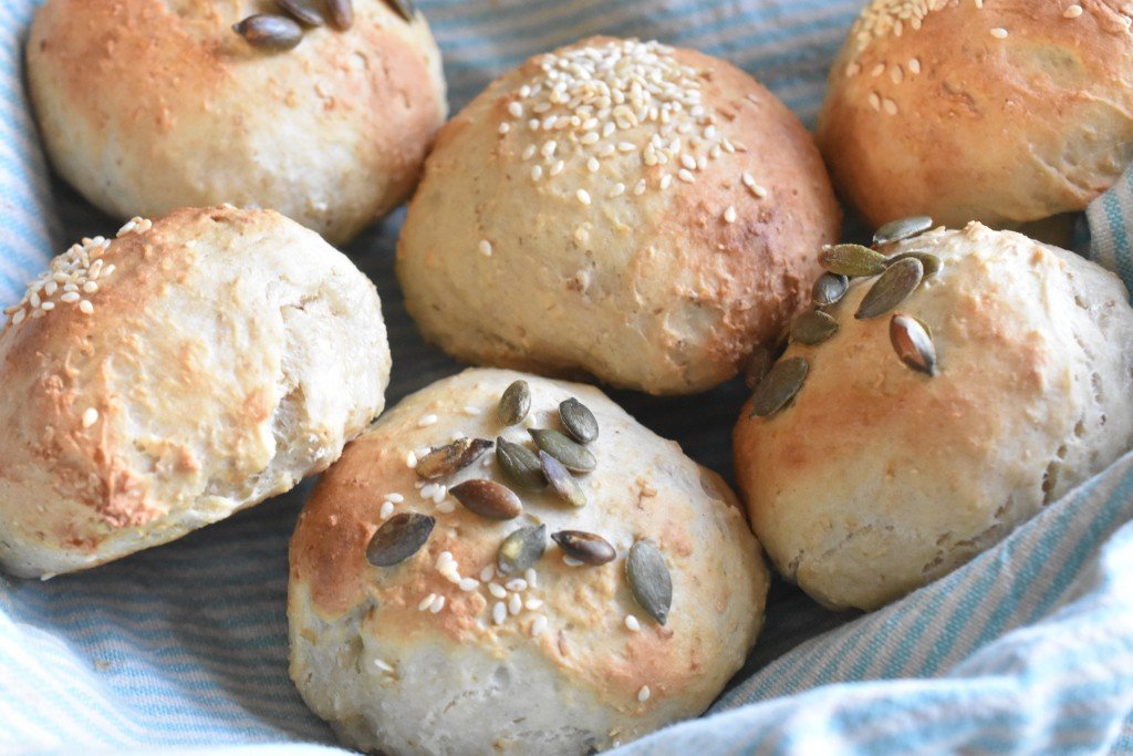Boller uden gær - grove scones med tykmælk