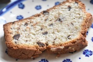Sandkage med chokoladestykker nem opskrift