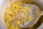 Salat nicoise med tun, æg og dressing - nem