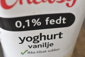 Yoghurtboller med havregryn opskrift på boller