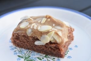 Chokoladekage med kaffecreme nem opskrift