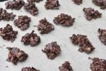 Cornflakestoppe med mørk chokolade - nem konfekt