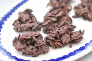 Cornflakestoppe med mørk chokolade - nem konfekt