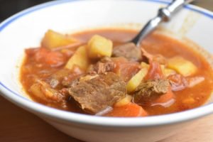 Gullashsuppe ungarsk gullash suppe opskrift
