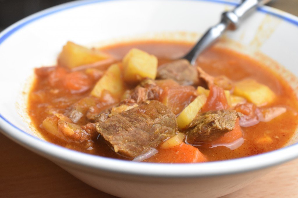 Gullashsuppe ungarsk gullash suppe opskrift