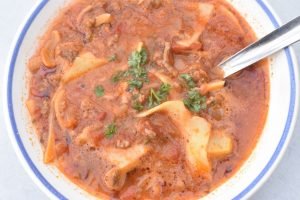 Lasagnesuppe - nem suppe med lasagne smag