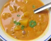 Ferskensuppe opskrift - nem varm karrysuppe
