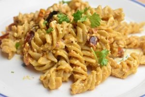 Pasta med bagt feta og tomat - tiktok pasta