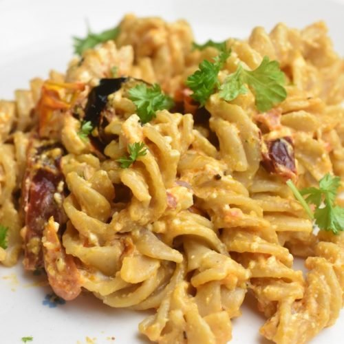Pasta med bagt feta og tomat - tiktok pasta