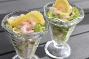 Rejecocktail med dressing - nem klassisk forret