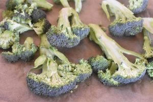 Broccoli i ovn med parmesan - bagt broccoli