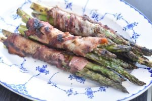 Asparges med bacon - nemt lækkert tilbehør