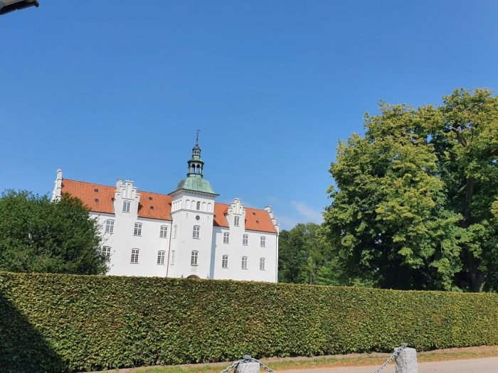 Meilgaard slotskro - på cykeltur i Meilgaard skov