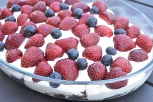 Flødebollekage - nem lækker sommerdessert