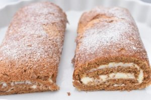 Gulerodsroulade med flødeostecreme - opskrift