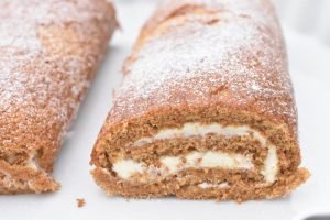 Gulerodsroulade med flødeostecreme - opskrift
