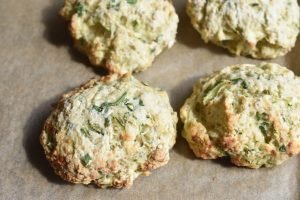 Scones med squash og ost - grønne scones