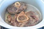 Osso buco opskrift - i slow cooker eller gryde