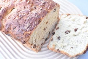 Rosinbrød - opskrift på sødt brød med rosiner