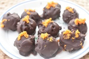 Marcipankonfekt med appelsin - orangekugler