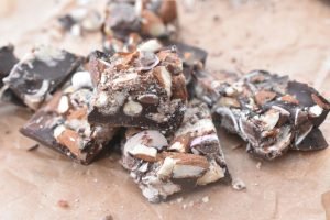Rocky road - nem opskrift på chokoladebrud