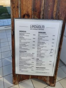 Lindholm Høje cafe - på dejlig familietur