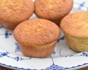 Nemme muffins med vanilje og kardemomme