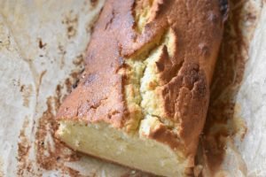 Citronkage med marcipan - nem kage med citron