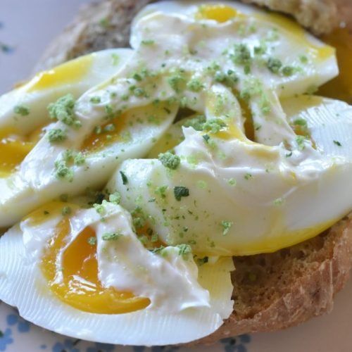 Æggemad med mayo og ramsløgsalt - opskrift