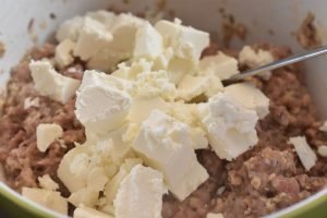 Græske frikadeller med feta - nem opskrift