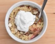 Rabarbercrumble i kop - nem rabarber kage