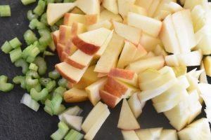 Waldorfsalat opskrift - nem lækker klassisk salat
