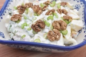 Waldorfsalat opskrift - nem lækker klassisk salat