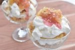 Gammeldags æblekage i glas - nem dessert