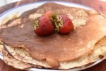 Hyldeblomst pandekager med hyldeblomstsaft