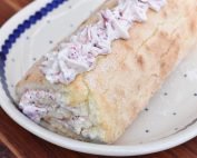 Jordbærroulade opskrift - roulade med jordbær
