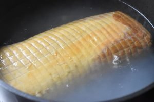 Kogt hamburgerryg - saftig. Kogetid i gryde