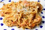 One pot pasta med chorizo, fløde og tomat