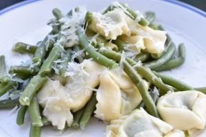 Tortellini ret med bønner & fløde - one pot