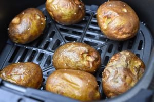 Bagte kartofler i airfryer - nem opskrift