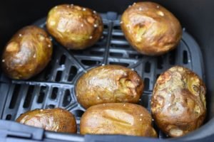 Bagte kartofler i airfryer - nem opskrift