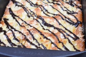 Cremeboller i bradepande - fastelavnsbollekage