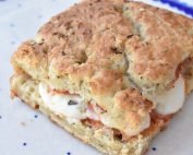 Foccacia sandwich med mozzarella
